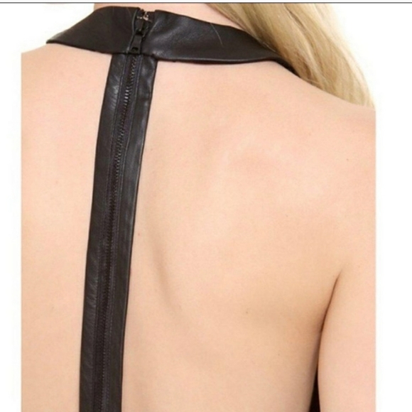 Alice + Olivia T strap top size small - Picture 2 of 7